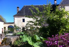 Le Manoir du Chambon - cour intérieure