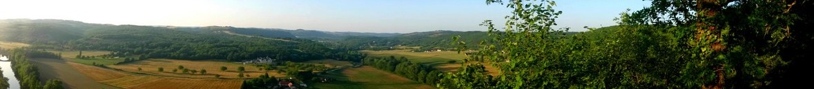 Le Manoir du Chambon - vallée de la Vézère à lescalerou - terre de Préhistoire